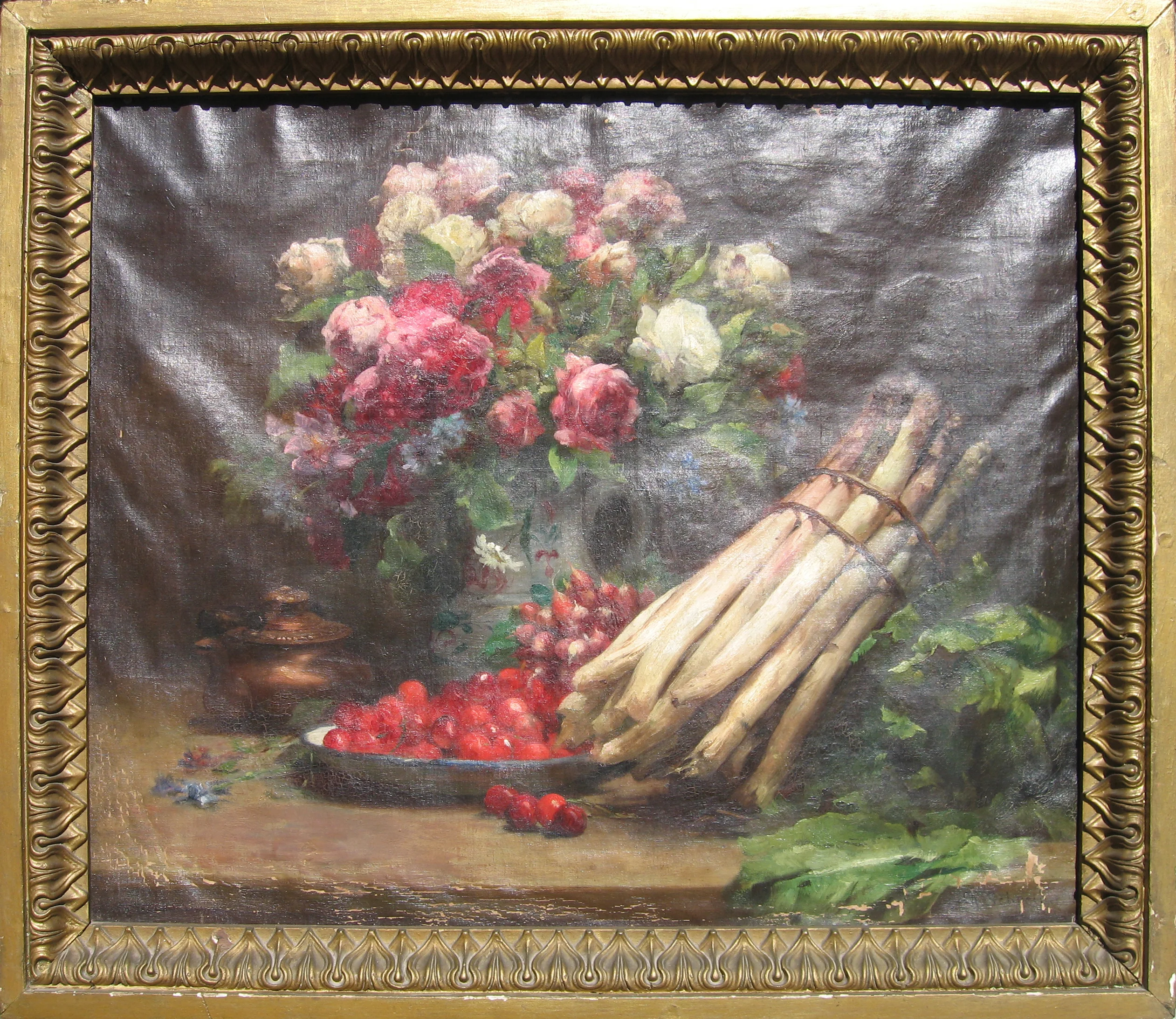 Nature morte avec bouquet et asperges avant restauration, toile gondolée sous un vernis terne.